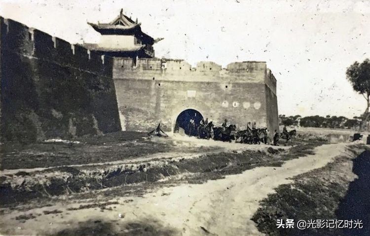 百年传 奇诒远堂